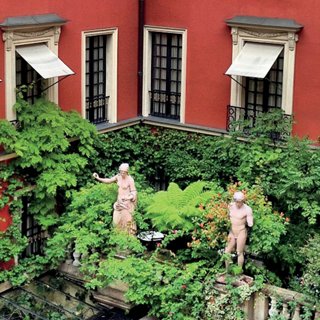How to Vacation Like Carlos Souza of Valentino — One Kings Lane — Live